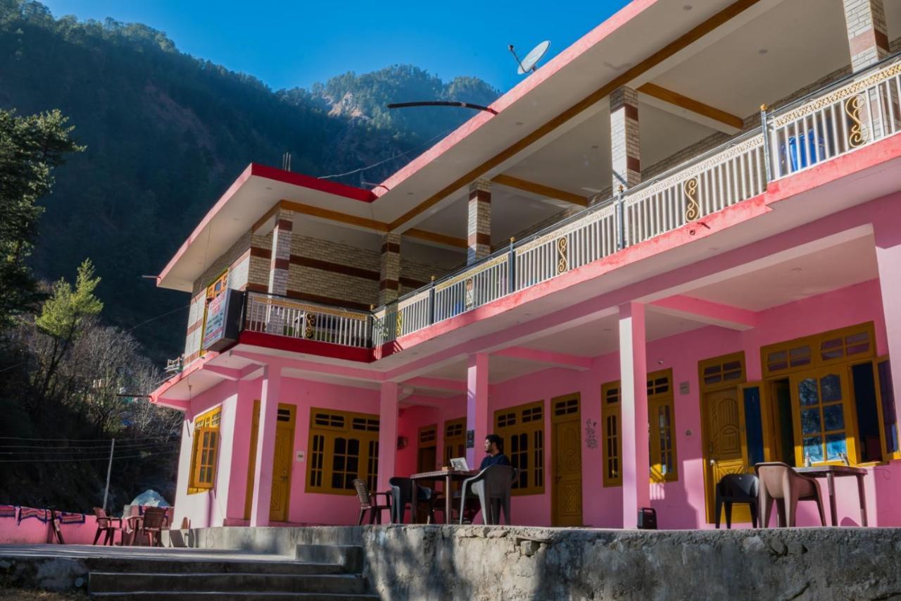 Chojh Inn Cafe & Homestay Kasol Kültér fotó