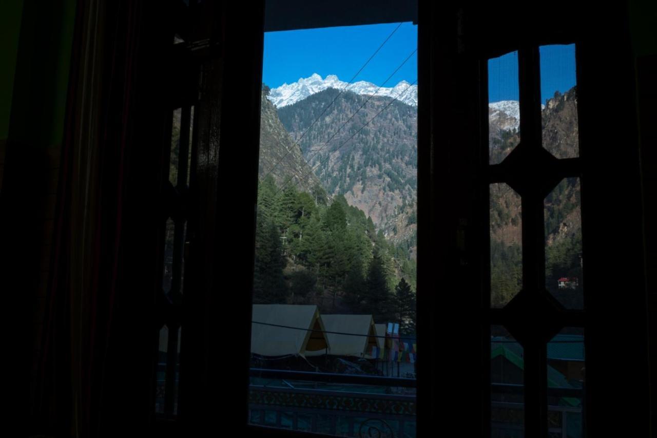 Chojh Inn Cafe & Homestay Kasol Kültér fotó